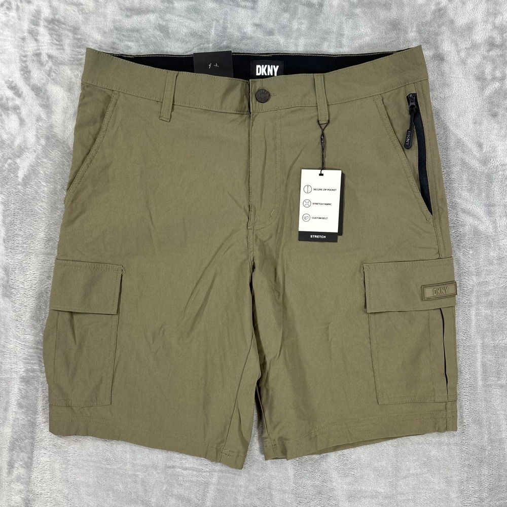 DKNY Tech Cargo Shorts Men's Size 33 Olive Green Stretch Utility NEW
